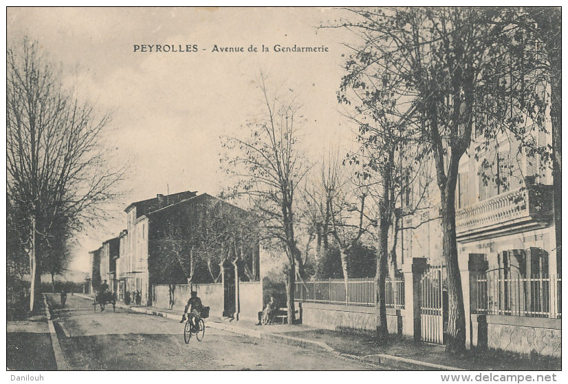 13 // PEYROLLES  Avenue De La Gendarmerie   ANIME - Peyrolles