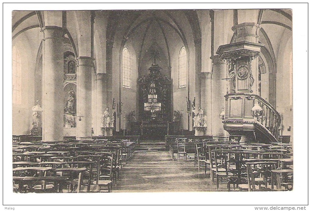 Macon-lez-Chimay  Intérieur De L'église - Momignies