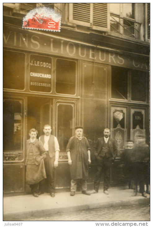 PARIS Ou REGION PARISIENNE Carte Photo Devanture De Café Vins Liqueurs Animation - Cafés