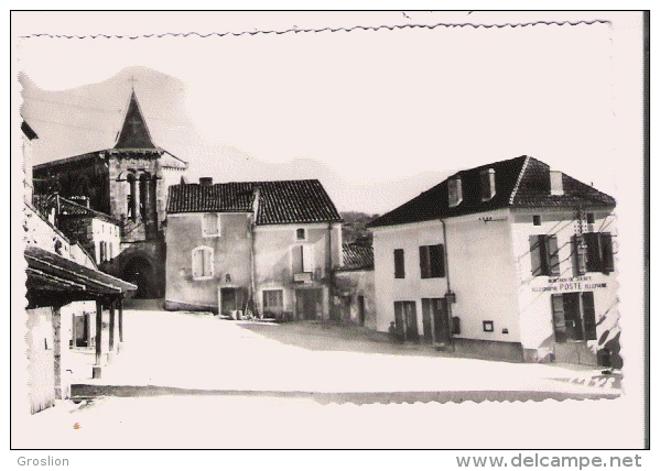 MONTAIGU DE QUERCY ( T ET G)  12 PLACE DE L'EGLISE (BUREAU DE POSTE) - Montaigu De Quercy