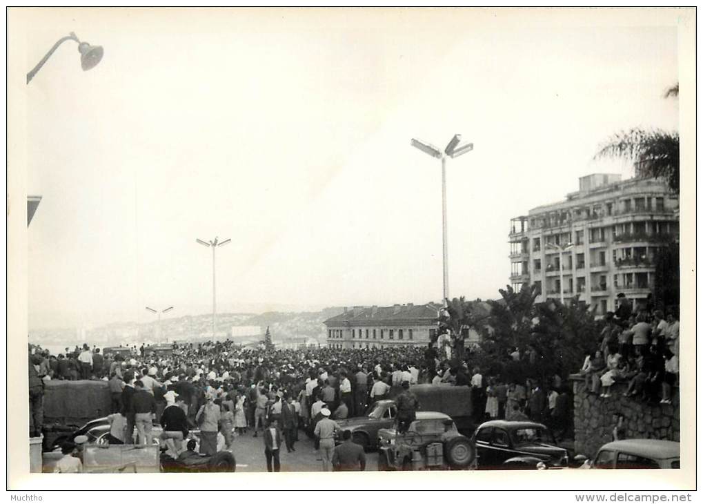 Politique - Algerie  Photo Evenements D'alger Mai - Juin 1958 GENERAL DE GAULLE  ( Generaux ) - Ereignisse