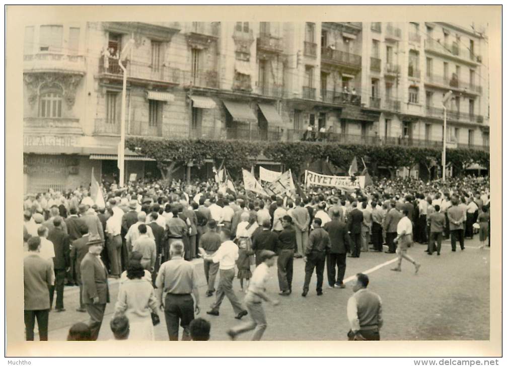 Politique - Algerie  Photo Evenements D´alger Mai - Juin 1958 GENERAL DE GAULLE  ( Generaux ) - Ereignisse