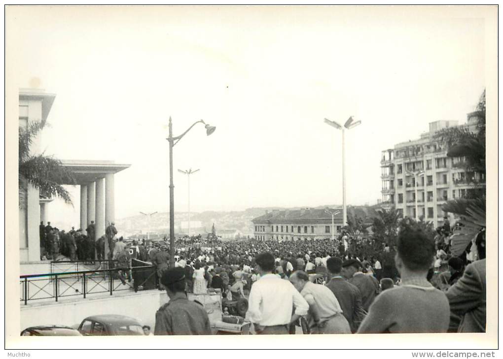 Politique - Algerie  Photo Evenements D´alger Mai - Juin 1958 GENERAL DE GAULLE  ( Generaux ) - Ereignisse