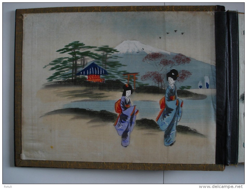 Early 1920´s Japanese Black Lacquer Silk Panel Handpainted Postcard Album - Non-classés