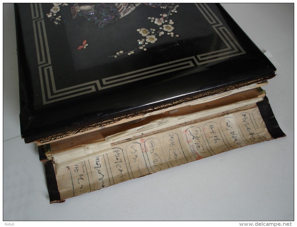 Early 1920´s Japanese black lacquer handpainted silk panel  mother of pearl inlayed postcard album