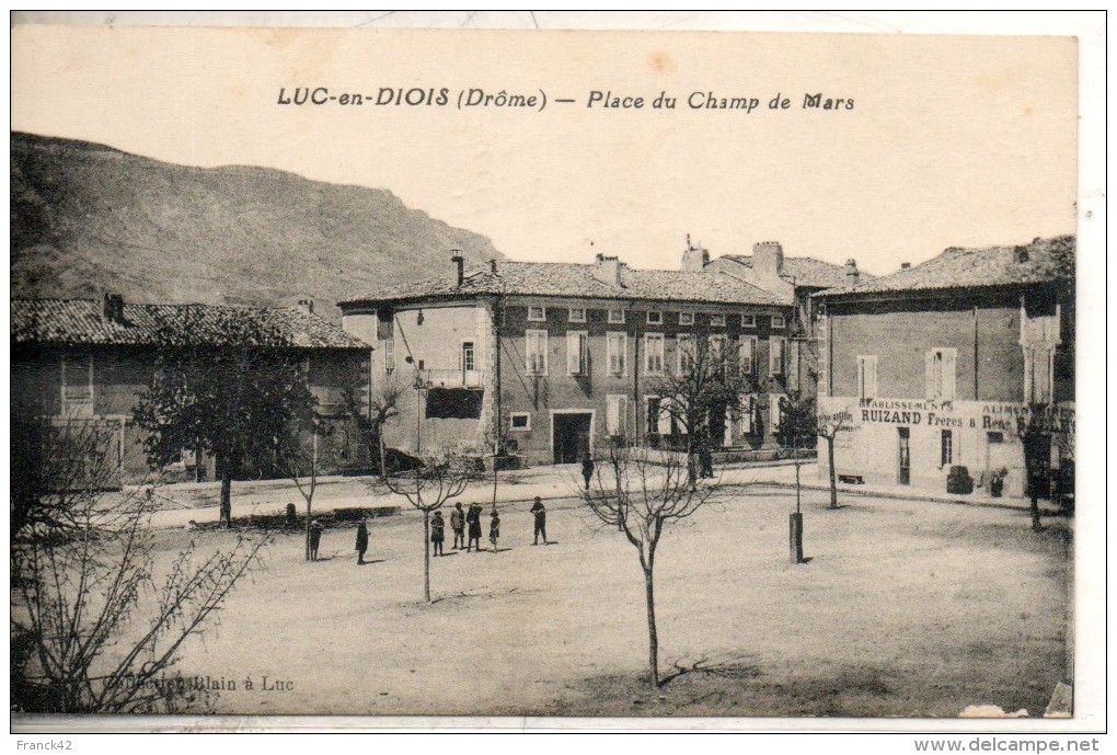 26. Luc En Diois. Place Du Champ De Mars - Luc-en-Diois