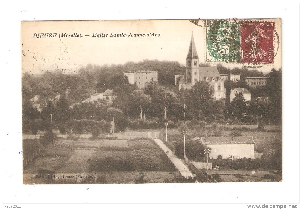 CPA : 57 - Dieuze : Eglise Saint Jeanne D'Arc : Jardins - Maisons - Eglise ... - Dieuze