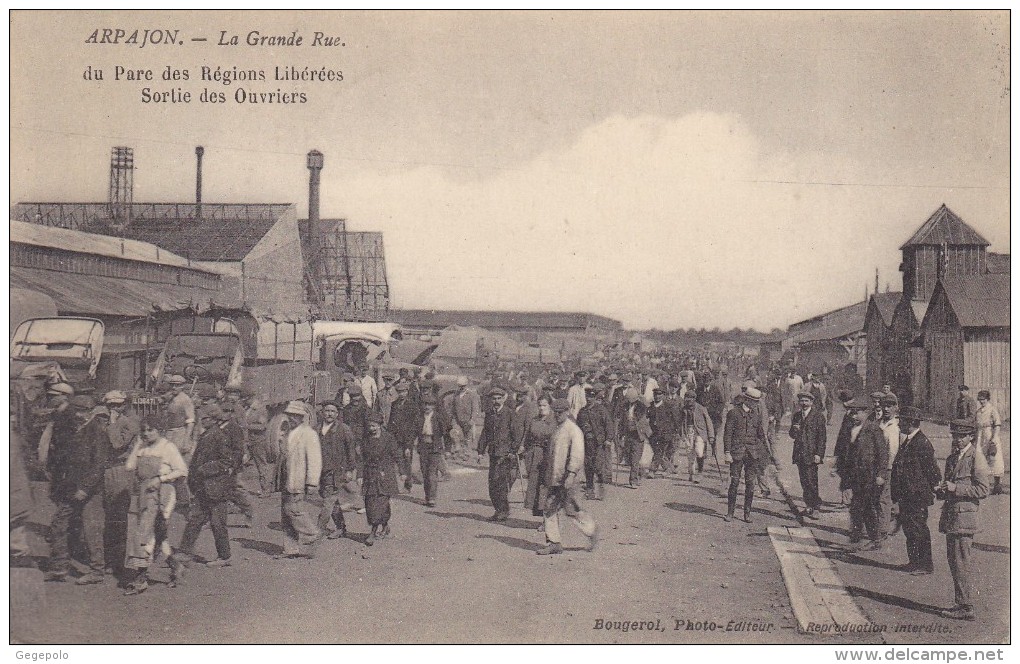 ARPAJON  - La Grande Rue  -  Du Parc Des Régions Libérées , Sortie Des Ouvriers - Arpajon