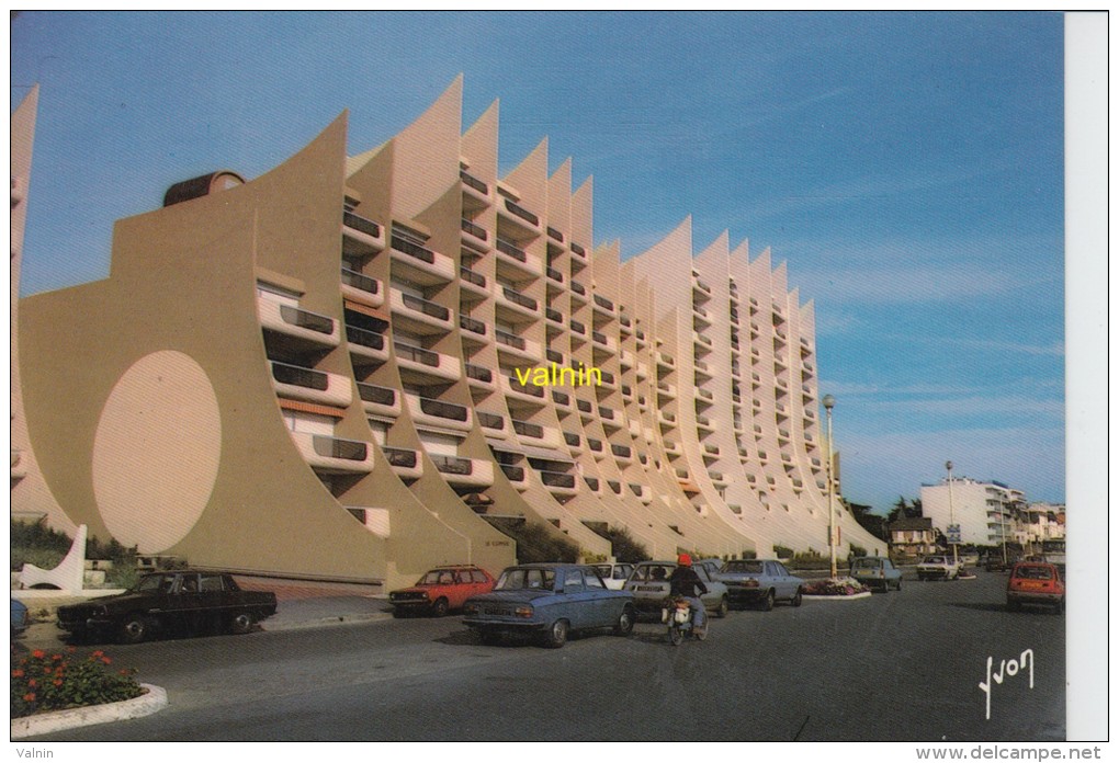 La Baule   Les Nouveaux Immeubles Du Front De Mer - La Baule-Escoublac