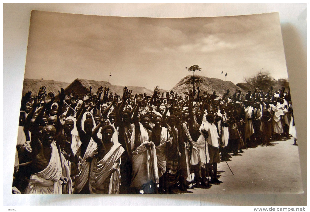 AFRICA ORIENTALE ITALIANA -SOMALIE ITALIEN- Foto Pedrini - 1930\1937 -- BAIDOR SALUTO AL MUSCIR - Somalie