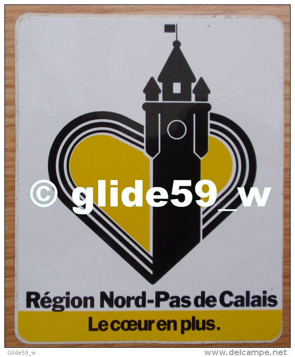 Autocollant - Région Nord-Pas De Calais - Le Coeur En Plus - Autocollants