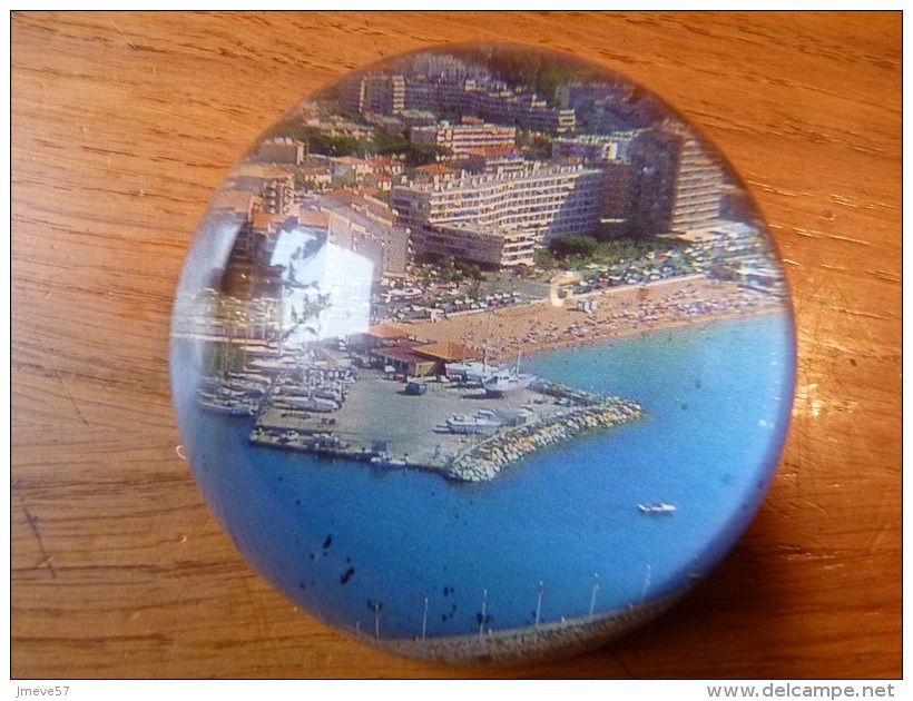 Presse Papier En Verre, Fréjus - Paper-weights