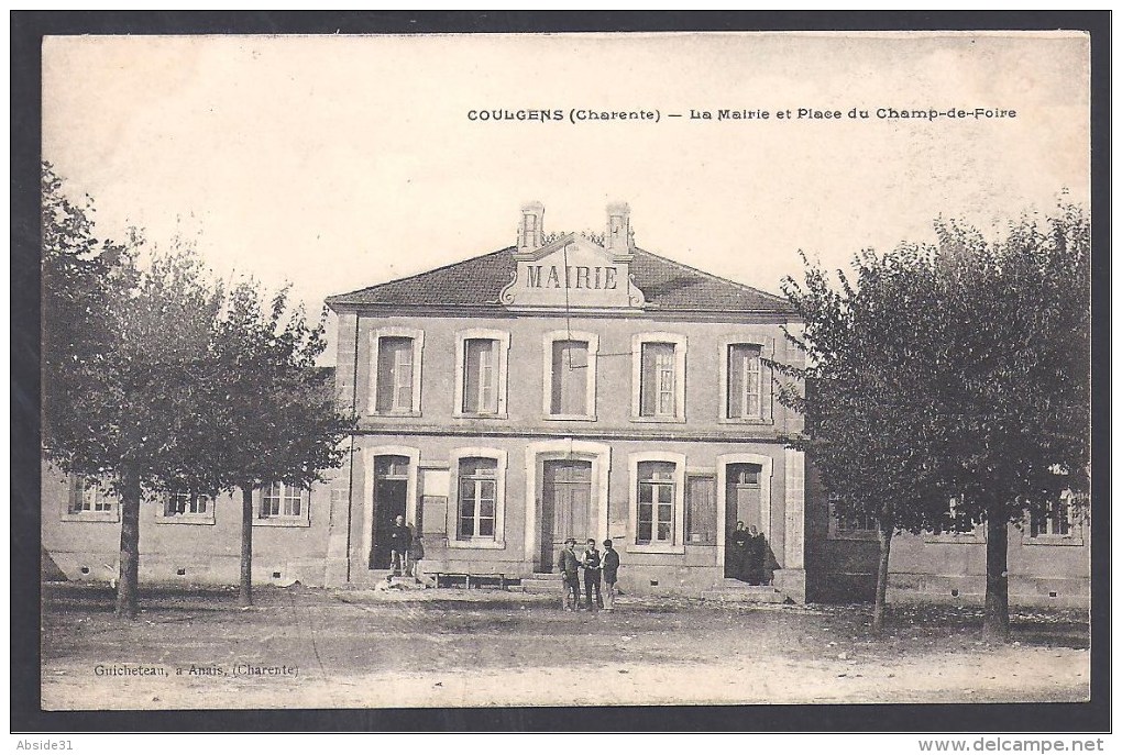 COULGENS - La Mairie Et Place Du Champ De Foire - Other & Unclassified
