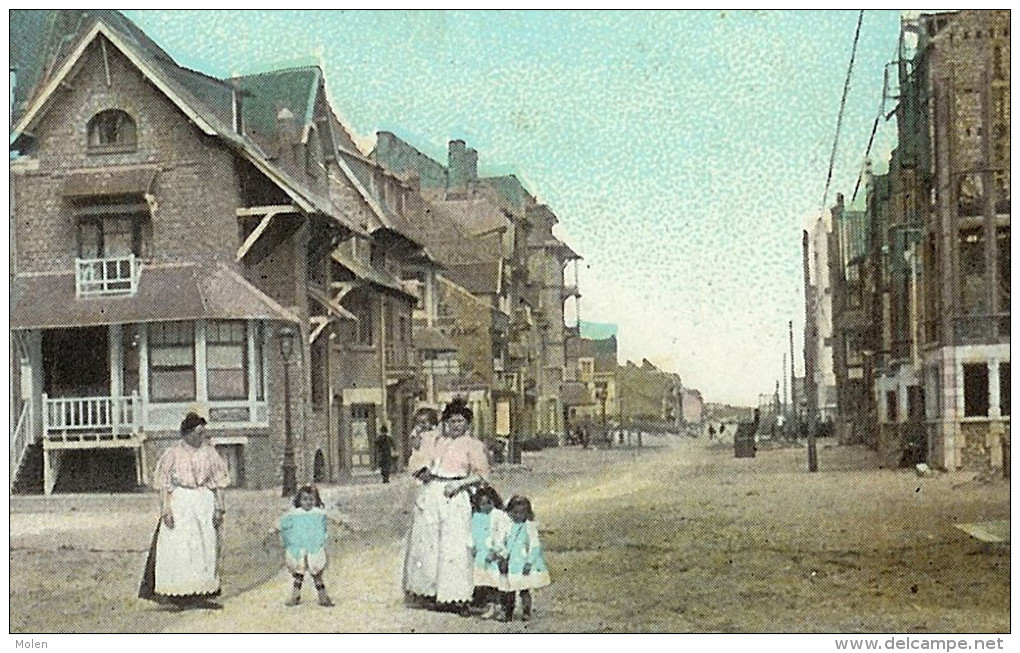 BOULEVARD DE DUNKERQUE Te DE PANNE - ANIMATION ANIME Circulée 1909 Verzonden AQUA PHOTO   2641 - De Panne