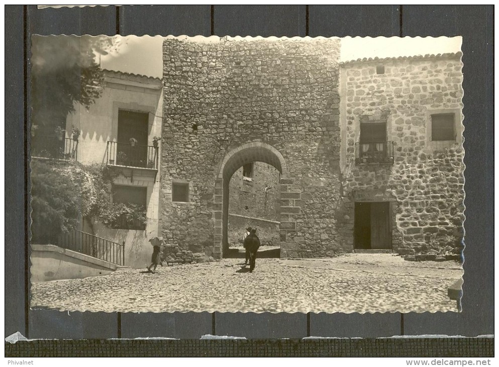 SIGÜENZA - GUADALAJARA, TARJETA POSTAL NO CIRCULADA, PORTADA DE LA ANTIGUA MURALLA - Guadalajara