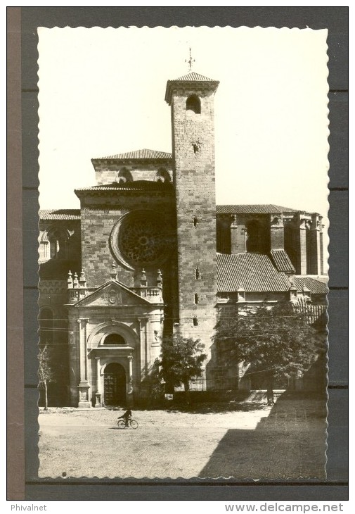 SIGÜENZA - GUADALAJARA, TARJETA POSTAL NO CIRCULADA, CATEDRAL, TORRE DEL SANTÍSIMO - Guadalajara