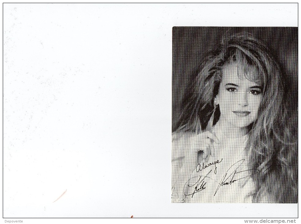 PHOTO DEDICACEE DE KELLY PRESTON (13x18 Cm) - Fotos Dedicadas