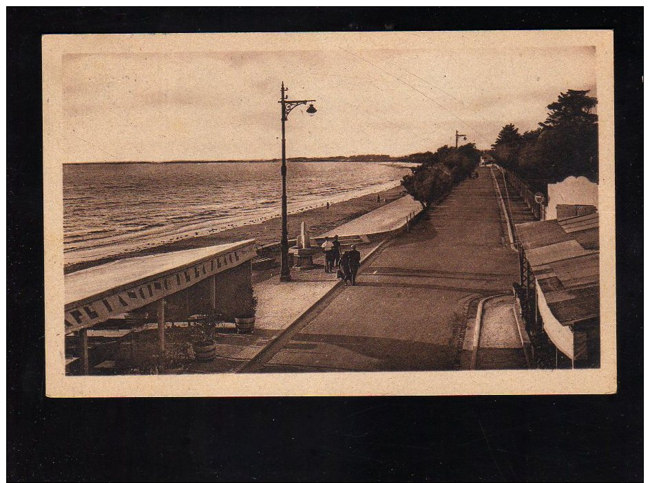 CHATELAILLON - PROMENADE - PLAGE - CAFE DANCING DE LA PLAGE - Châtelaillon-Plage