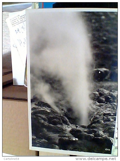 ISLAND, Geyser Gryla N1945  ER14333 - Islande