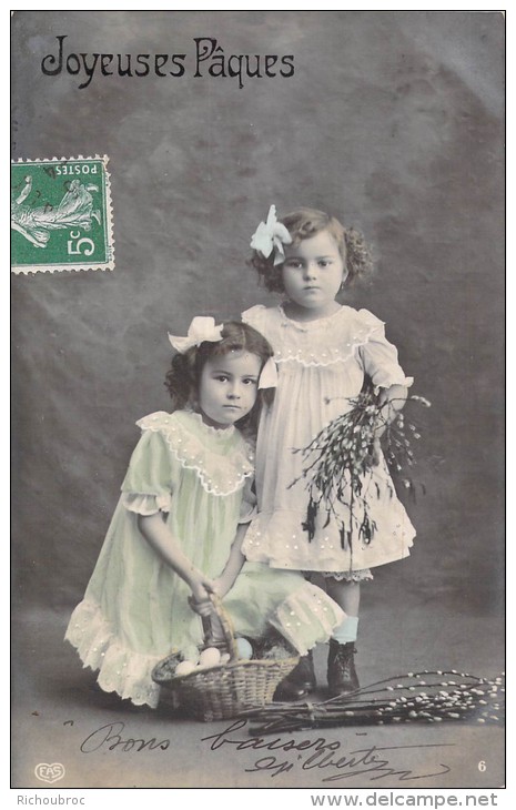 JOYEUSES PAQUES / JEUNES FILLES AVEC PANIER D OEUFS / ENFANTS - Pasqua