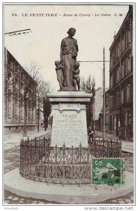 27 Le Petit Ivry Route De Choisy La Statue - Ivry-la-Bataille