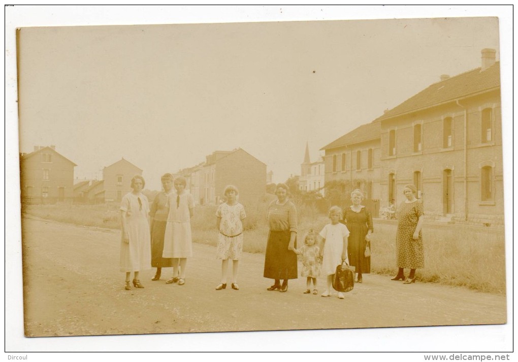 30127  -  A  Identifier  Carte Photo - Autres & Non Classés