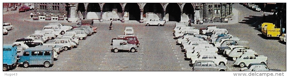 ARRAS EN 1969 - N° 324 - PETITE PLACE - L' HOTEL DE VILLE AVEC  CITROEN 2 CV - LEGEREMENT ABIMEE AU VERSO - Arras