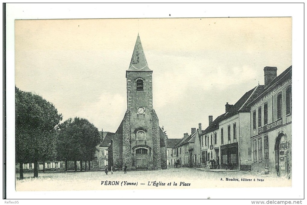 VERON - L'Eglise Et La Place - Veron