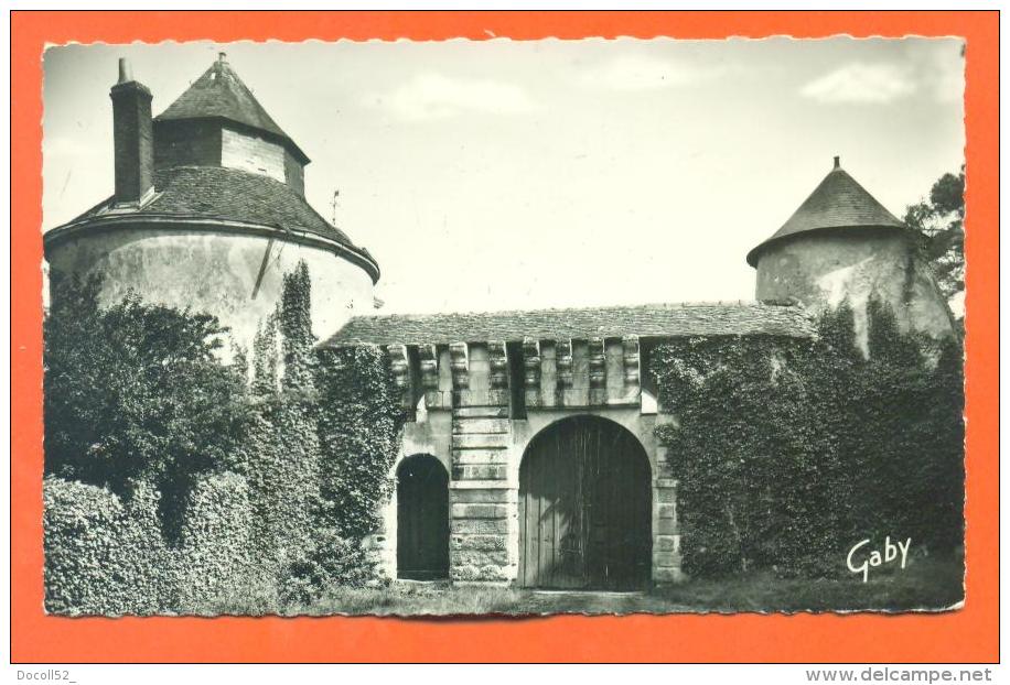 Dpt  37  Reugny  "  Chateau De La Vallière " - Reugny