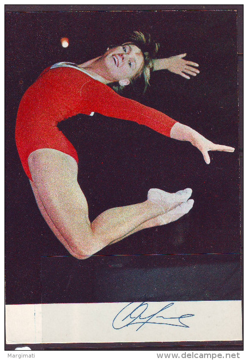 Olga Karaseva. - Gymnastiek