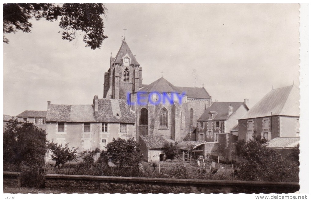 CPSM 9X14 De VIVONNE  (86) - Le Prieuré Et Le Chevet De L' Eglise  édit LACOMBE - Vivonne