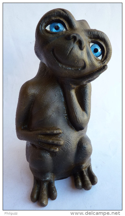 FIGURINE E.T. EN Vinyle Creux Marque Inconnue - Autres & Non Classés