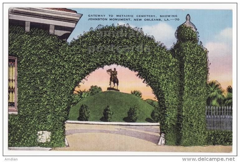 USA - NEW ORLEANS LA - METAIRIE CEMETARY GATEWAY~JOHNSTOIN TOMB MONUMENT C1940s Unused Vintage Postcard [5726] - Missions