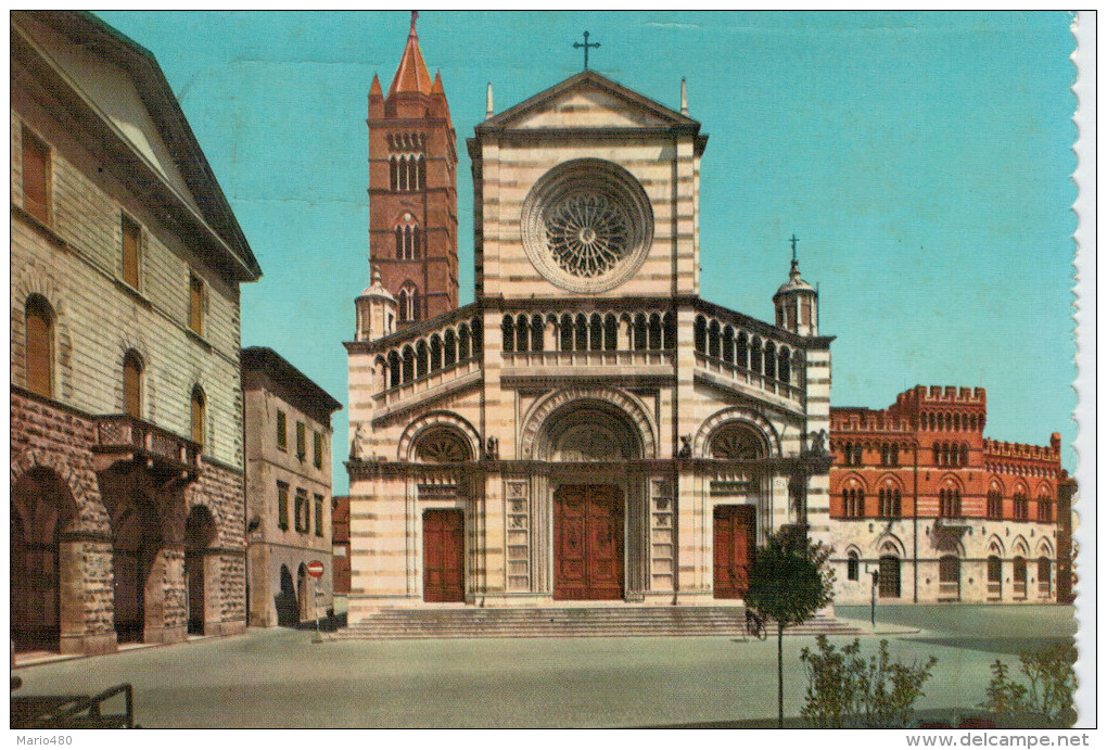 GROSSETO    IL  DUOMO     (VIAGGIATA) - Grosseto