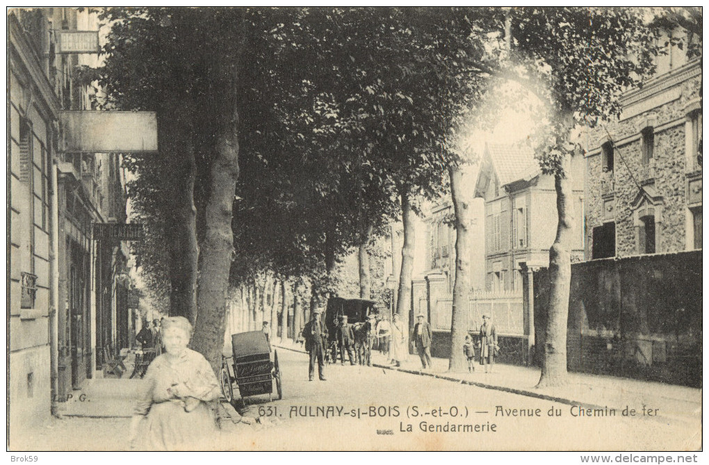 93 AULNAY SOUS BOIS - AVENUE DU CHEMIN DE FER - LA GENDARMERIE ( ATTELAGE ) - Aulnay Sous Bois