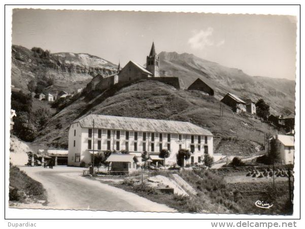 05 - Hautes Alpes / LA GRAVE : Vue Générale Et Nouvel Hôtel Castillan. - Autres & Non Classés