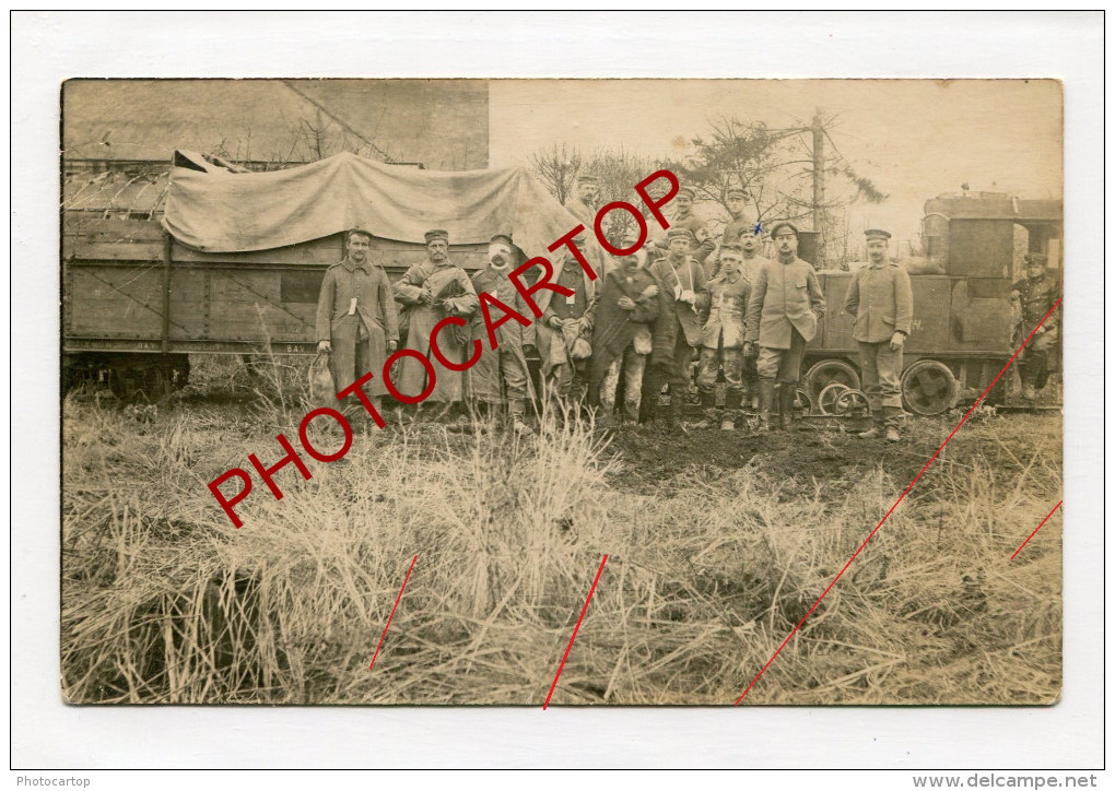 FELDBAHN-Non Situee-Transport De Blesses-Train-Locomotive-CARTE PHOTO Allemande-GUERRE 14-18-1 WK-FRANCE- - Autres & Non Classés