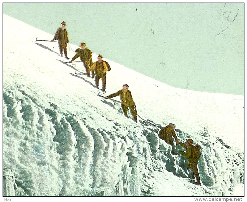 UNTERES MONCHSJOCH BERGSCHRUND : ALPINISME à INTERLAKEN SUISSE  Circulée : 1910 - SPORTS HIVER   935 - Alpinisme