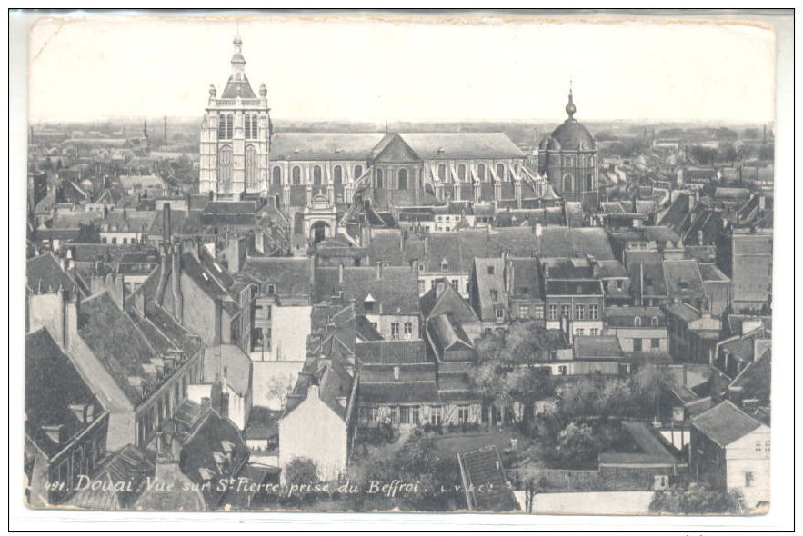 CPA 59 - DOUAI - Vue Sur St Pierre Prise Du Beffroi - Douai