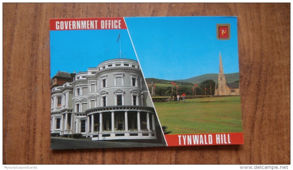 39122 POSTCARD: ISLE OF MAN: GOVERNMENT OFFICE - TYNWALD HILL. - Isle Of Man