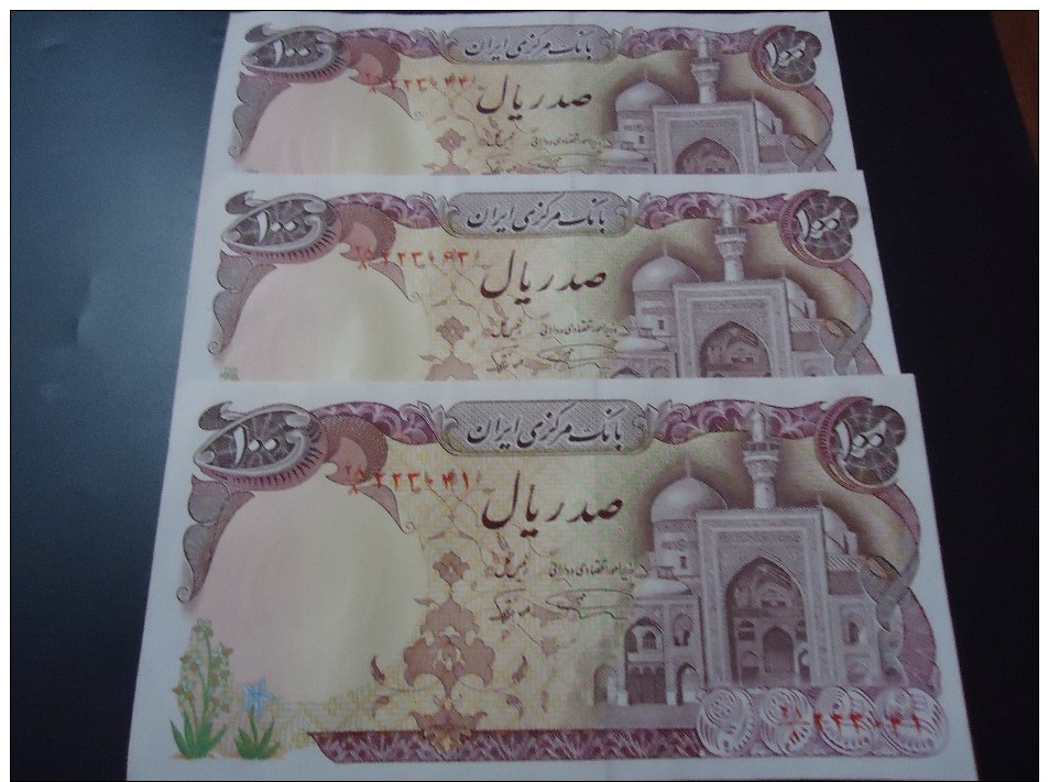 3 PIECES 1982 IRAN RARE 100 RIALS ( P 135 ) - UNC / AUNC - - Iran