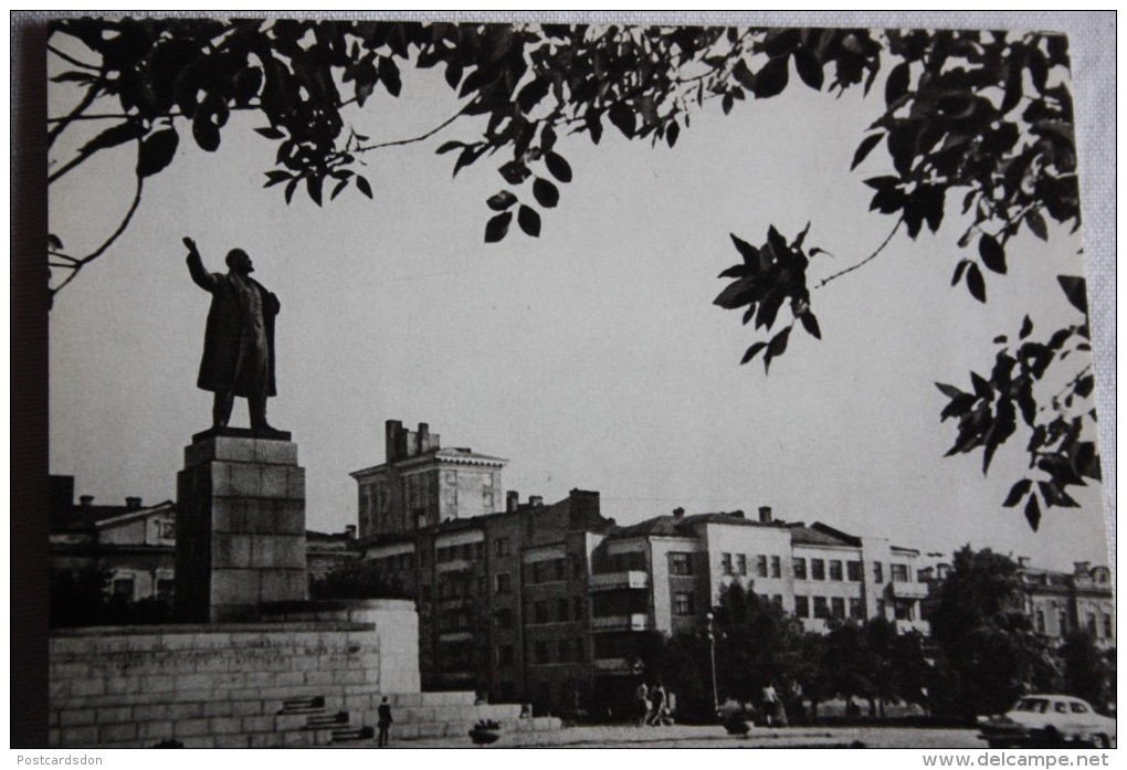 Russia. Sverdlovsk. Lenin Monument .  1965  Postcard - Monuments