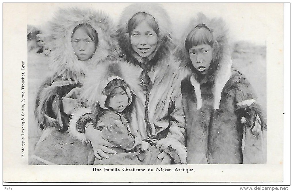 ETATS-UNIS - ALASKA - Une Famille Chrétienne De L'Océan Arctique - Autres & Non Classés