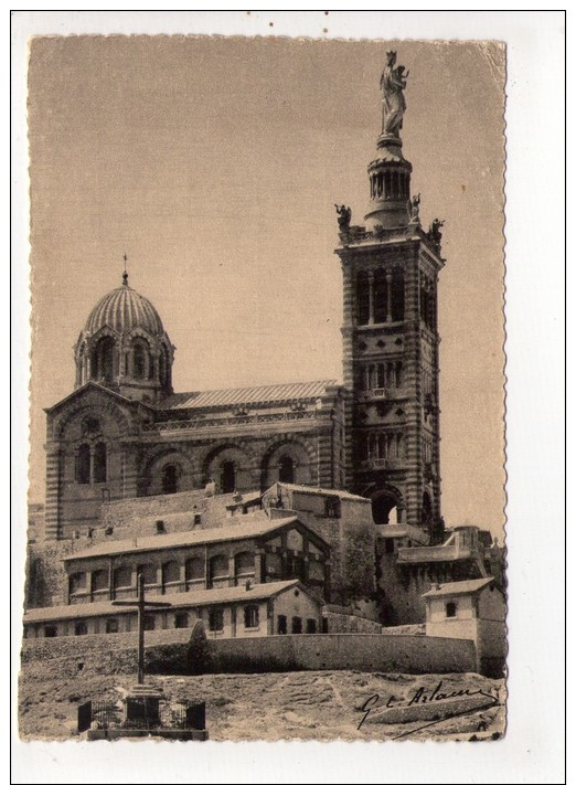 CP 10*15/Y1202/MARSEILLE NOTRE DAME DE LA GARDE 1945 - Notre-Dame De La Garde, Ascenseur