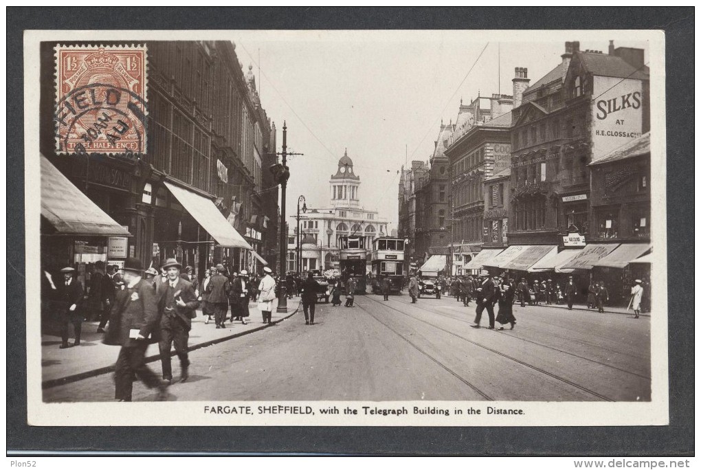 8940-FARGATE , SHEFFIELD WITH THE TELEGRAPH BUILDING IN THE DISTANCE-1928-FP - Sheffield