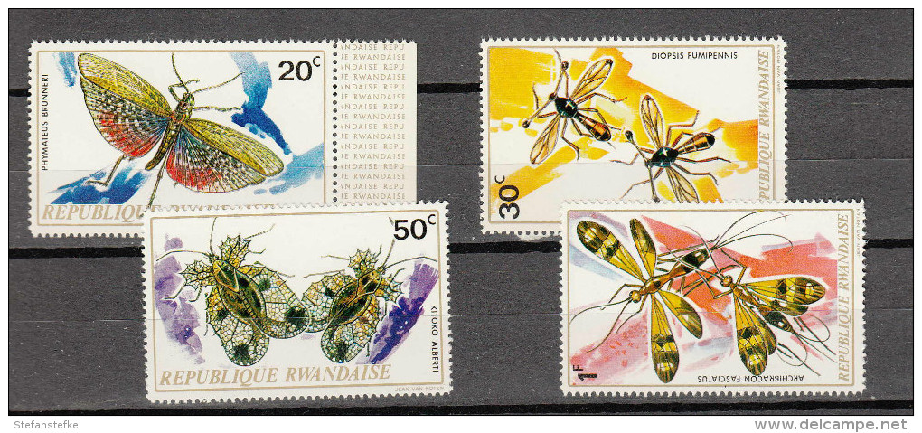 RWANDA Lot INSECTS  ** MNH  (zie  Scan ) - Verzamelingen