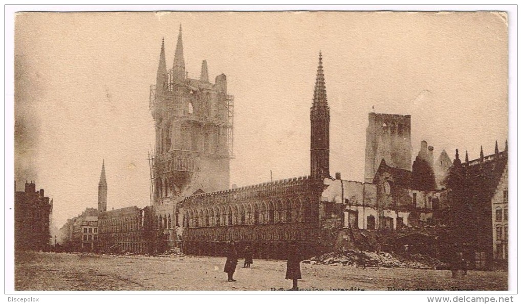 I2391 Ypres Ieper - La Grande Guerre - Halles Et Hotel De Ville / Non Viaggiata - Ieper