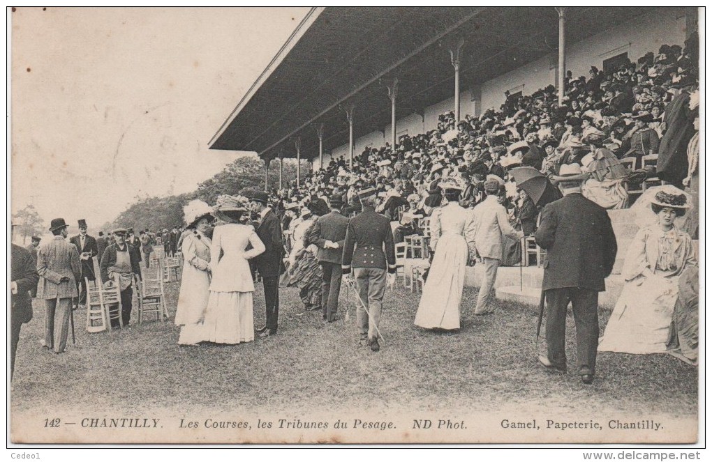 CHANTILLY  LES COURSES  LES TRIBUNES DU PESAGE - Chantilly