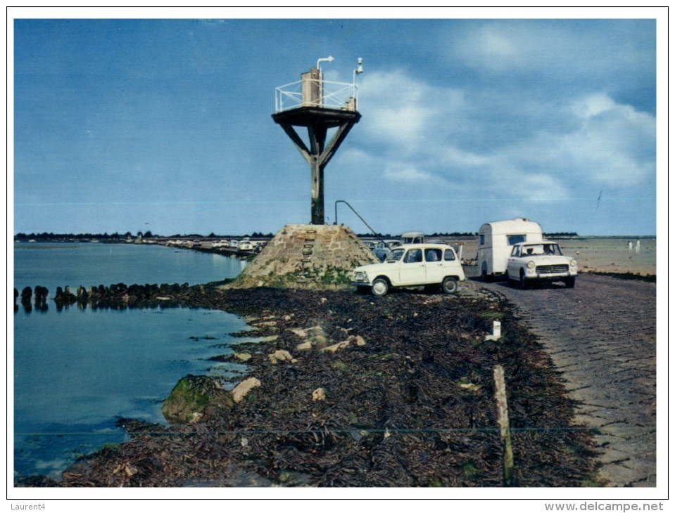 (664) France - Passage Du Gois (lighthouse + Car) - Ile De Noirmoutier
