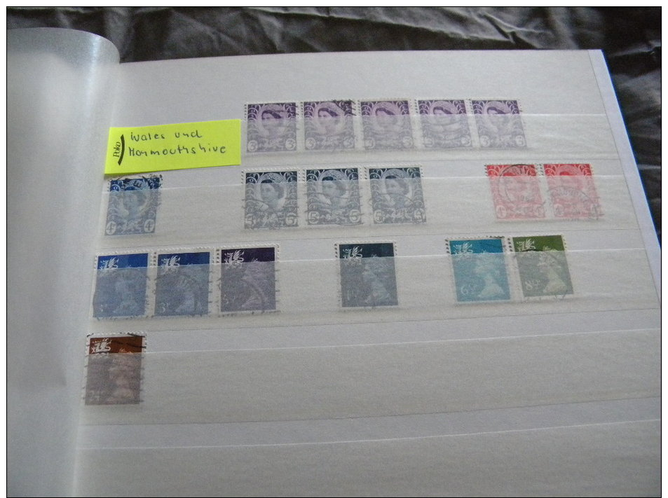 GROS LOT EN ALBUM TIMBRES NEUFS** ET OBLI. GRANDE-BRETAGNE ECOSSE JERSEY / PAYS-BAS HOLLAND CARNET BLOC DONT CLASSIQUES